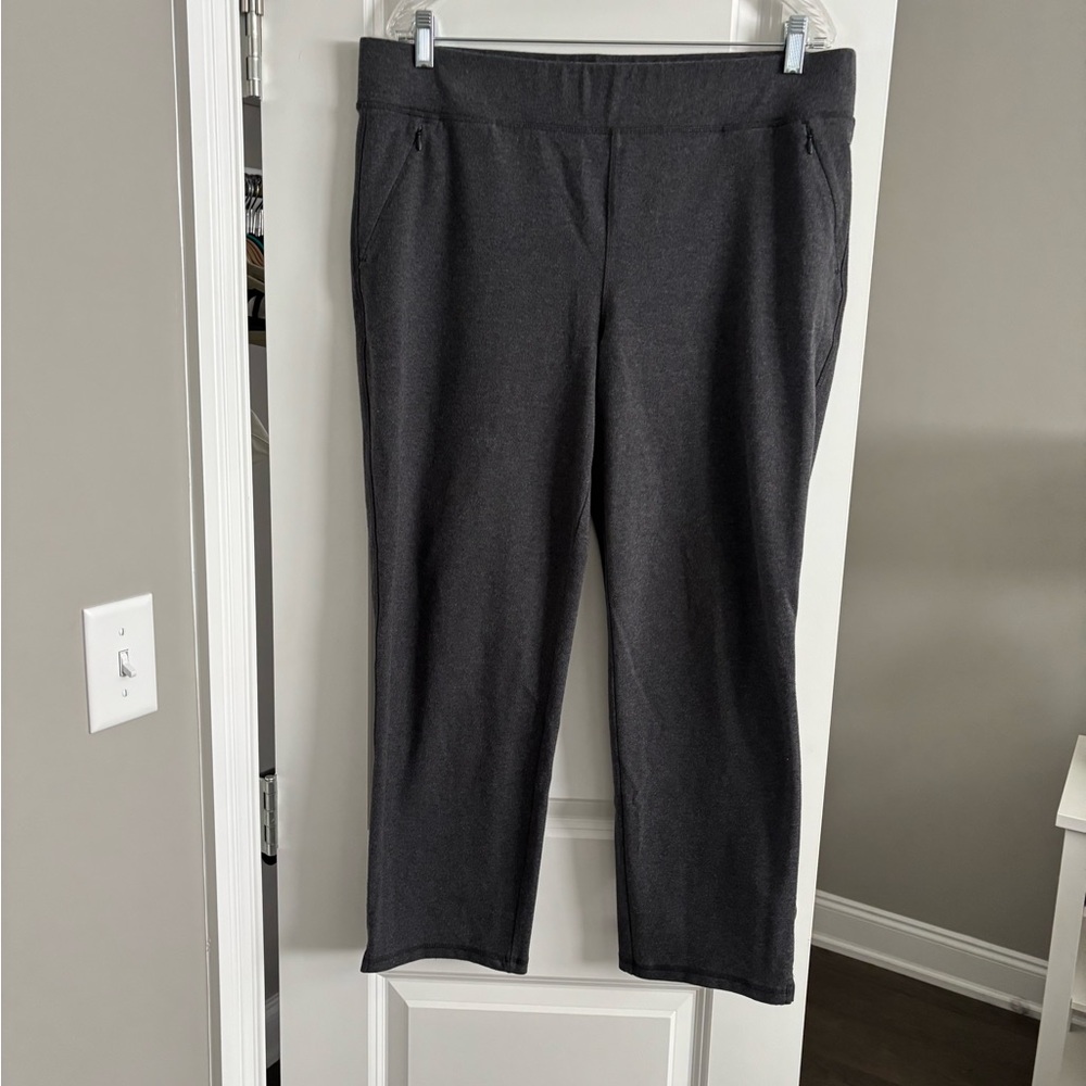T by Talbots straight leg pants in XL petite.